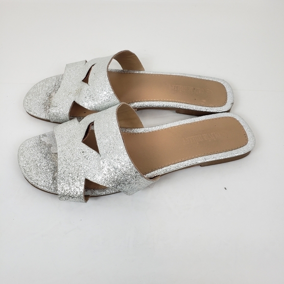 Olivia Miller Knights silver glitter slide sandals - Picture 6 of 10